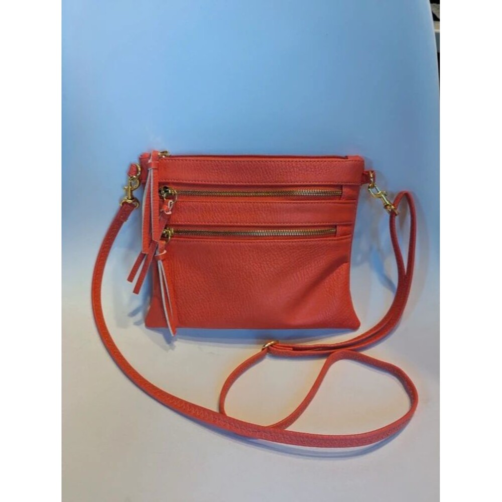 Cross-body purse bag in coral